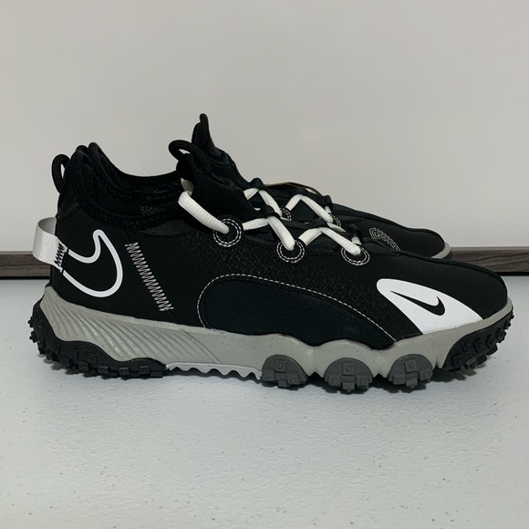 Nike Future Field Cleats-Size 6 Youth/6 Men’s/7.5 Women’s - Picture 1 of 14